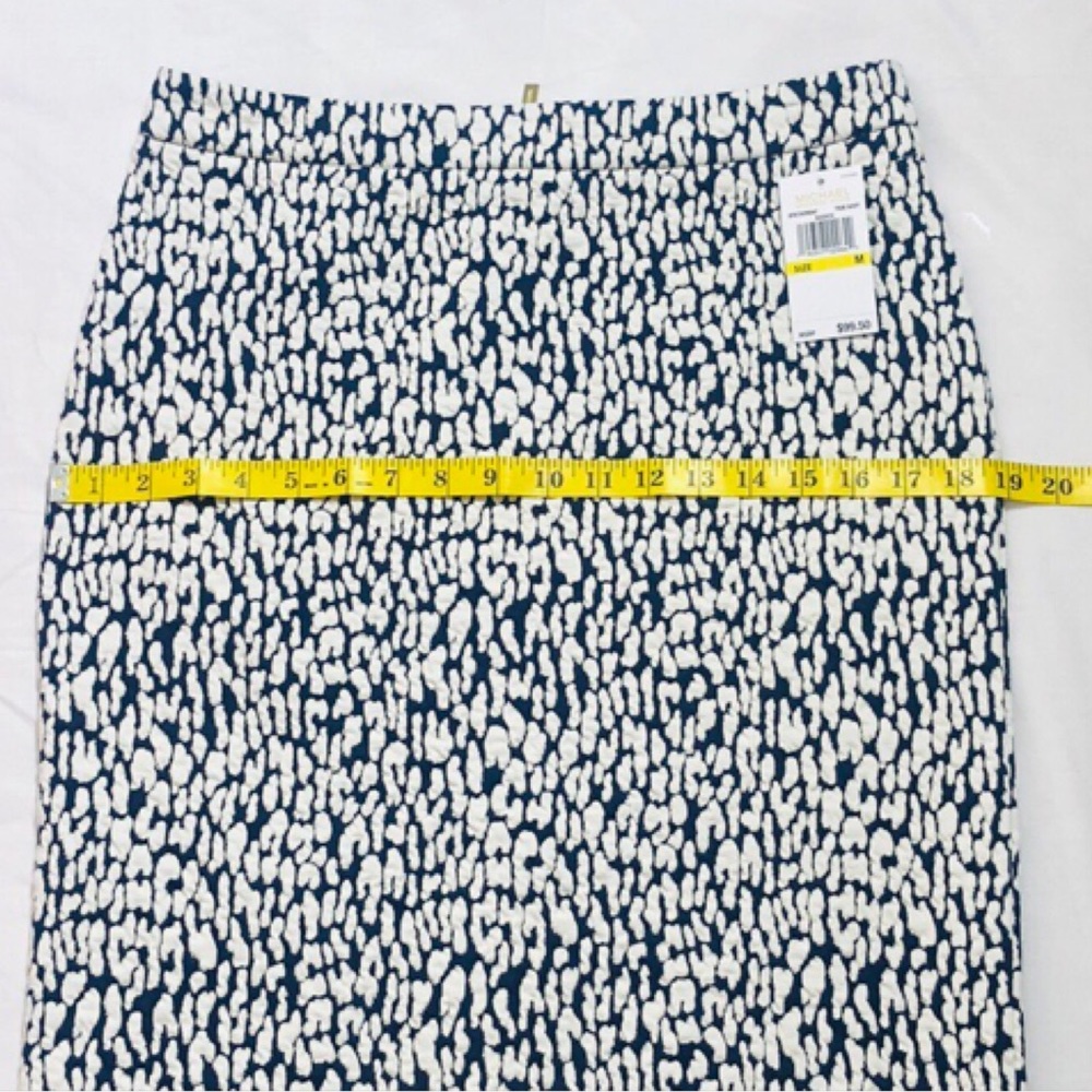 Michael Kors Women’s True Navy Skirt Size M - Picture 5 of 8